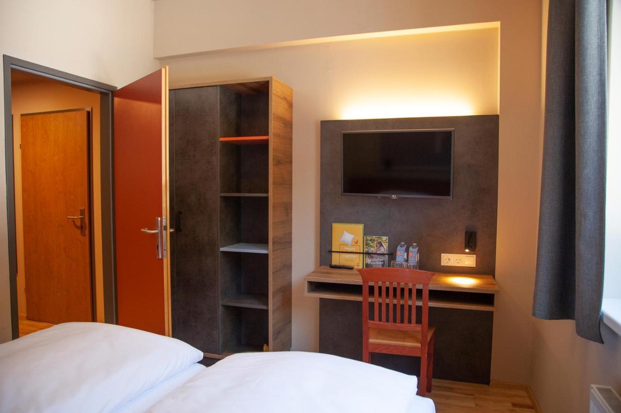 Jufa Hotel 3*